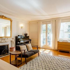 Bel Appartement Dans Le 9Eme